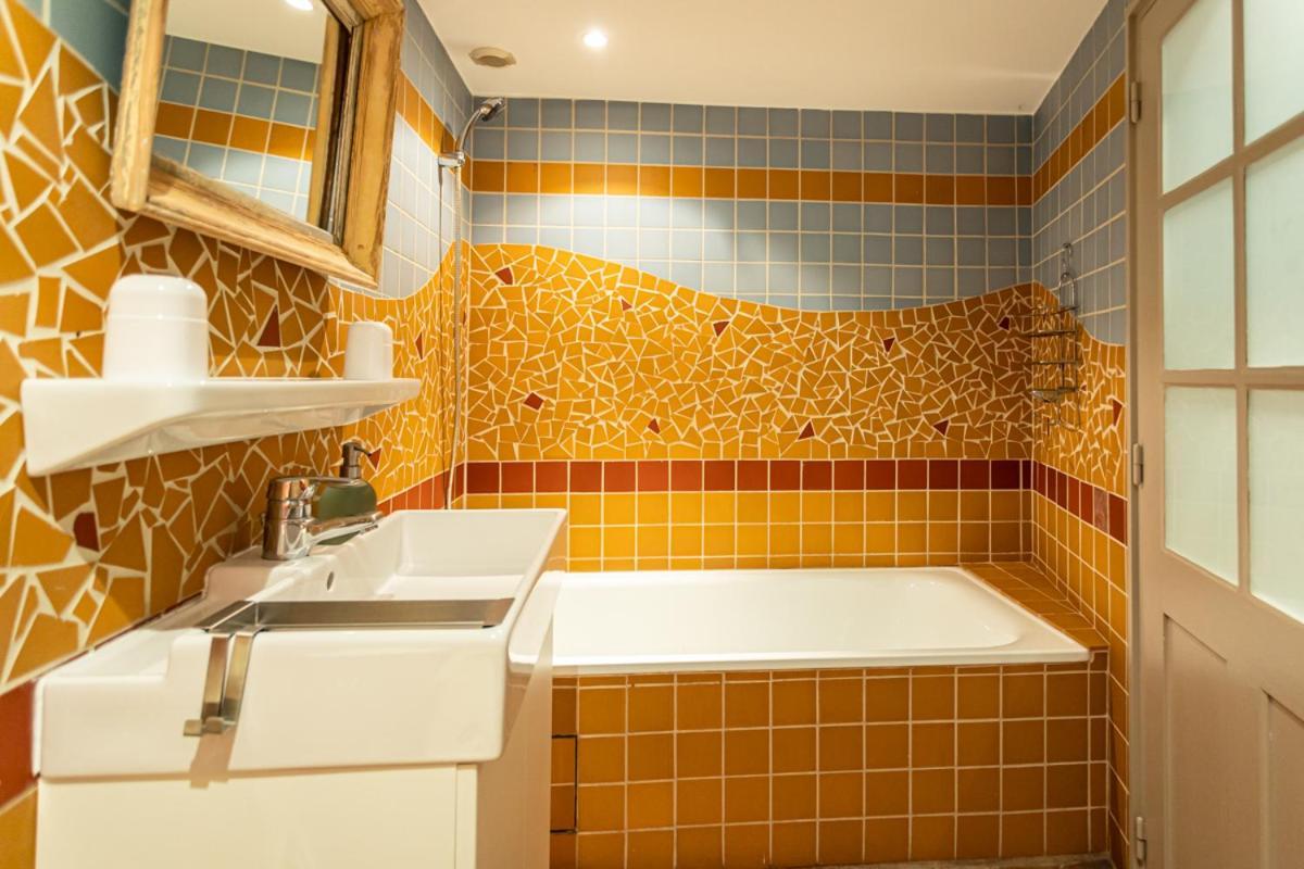 Bed and Breakfast L'Atelier Du Relais Laives Exterior foto
