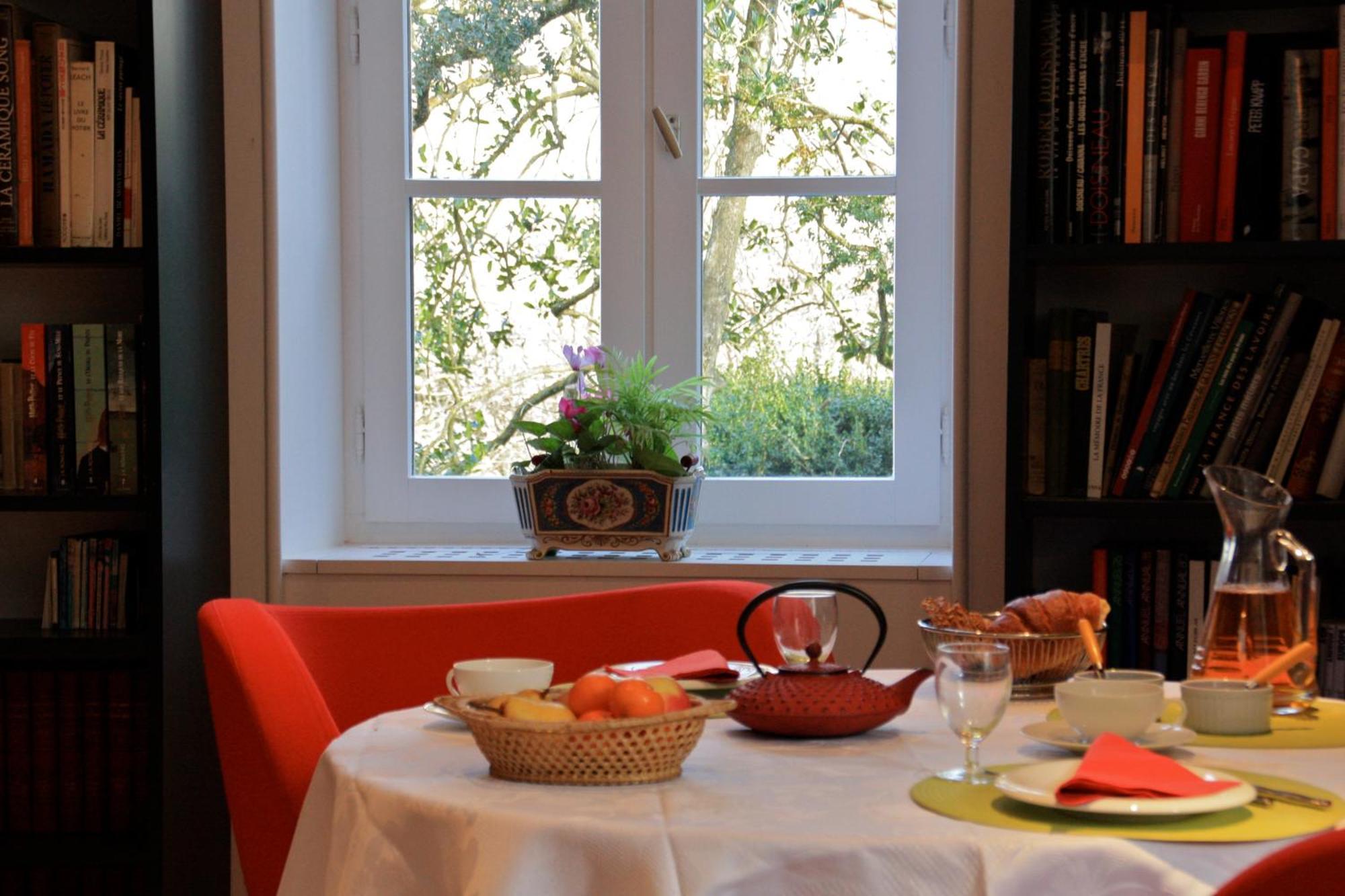 Bed and Breakfast L'Atelier Du Relais Laives Exterior foto
